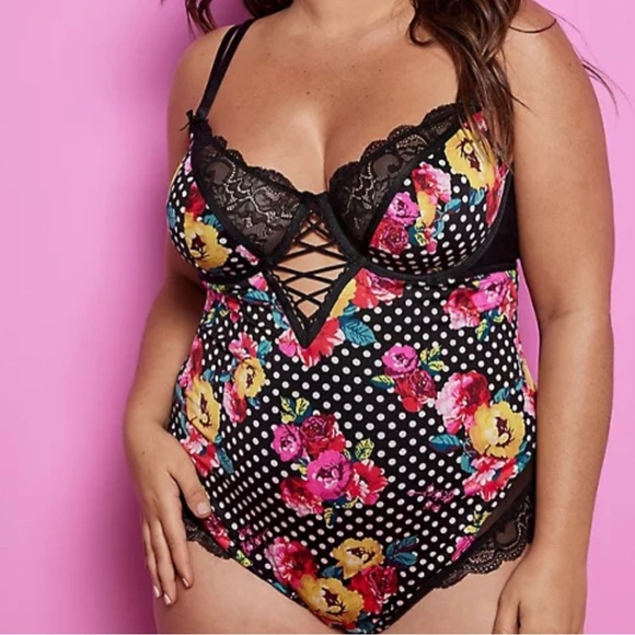 NWOT Discontinued Torrid & Betsey Johnson bodysuit - Picture 4 of 13